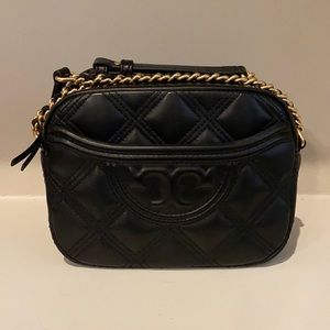 Tory Burch Fleming Quilted Leather Camera Bag